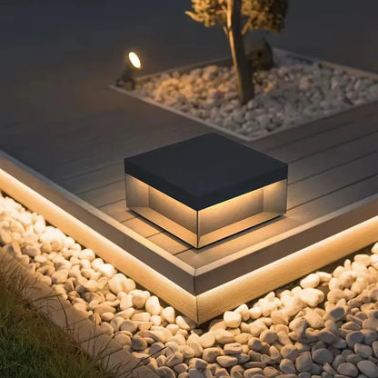 Modern Simple Solar Pillar Light High Quality Outdoor Waterproof Gate Pillar Yard Wall Light