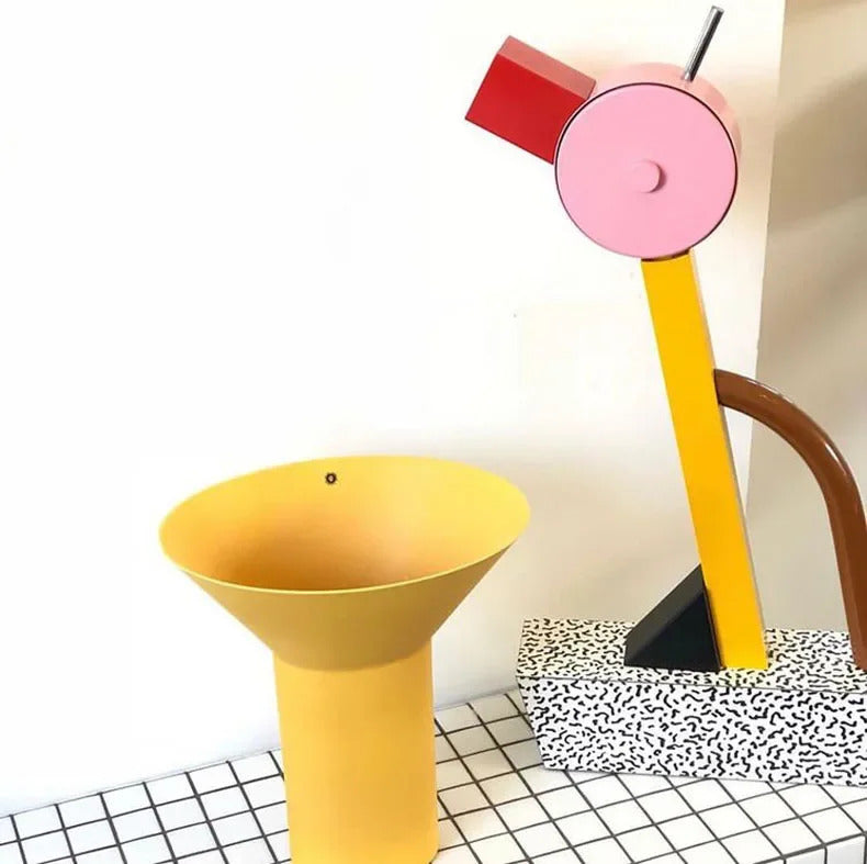 Milan Art Abstract Duck Table Lamp LED G4 Bulb Rainbow Metal Bedside Lamps Bedroom Art Children‘s Room Decorative Light Fixture