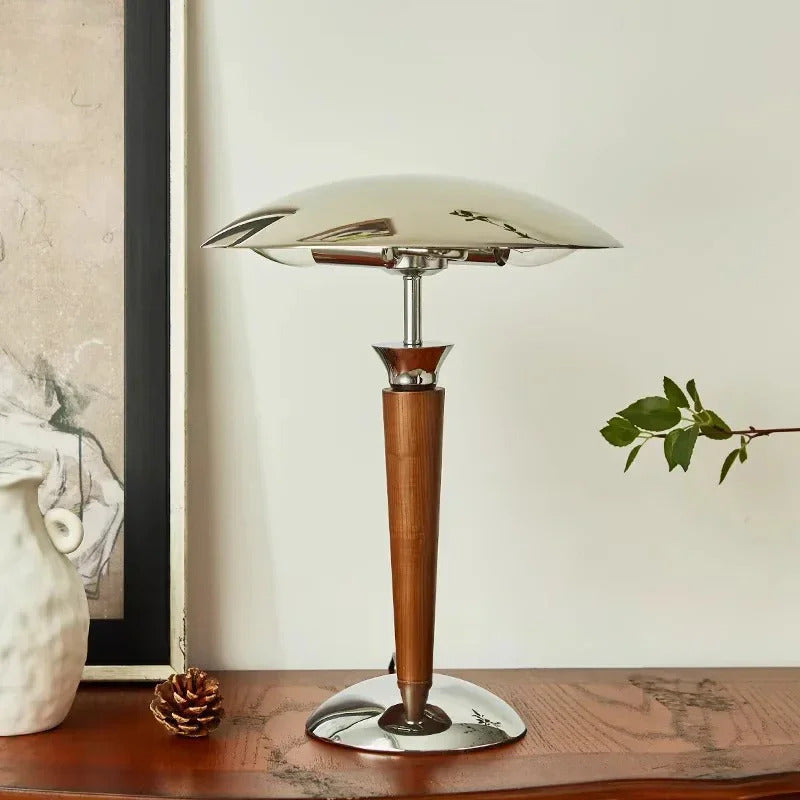 Industrial Style Desk Lamp Nordic Retro Table Light Wooden Iron E14 Bulb Bauhaus Design Study Room Office Bedroom Bedside Decor