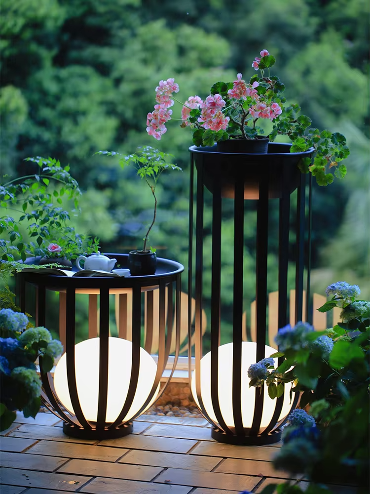 Outdoor Waterproof Lawn Lamps Solar Courtyard Balcony Garden Plant Flowerpot LED lamp