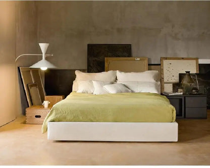 Modern Minimalist Wall Light LED Marseille Italian Designer Swing Arm Adjustable Wall lamp