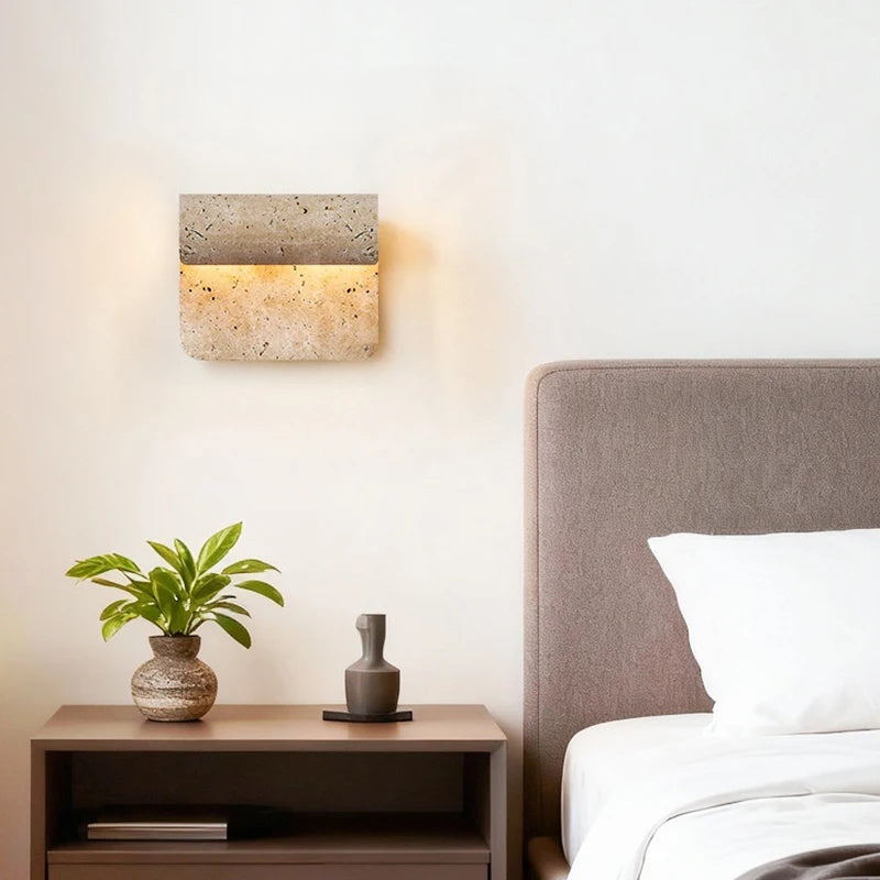 Vaelan Wall Lamp
