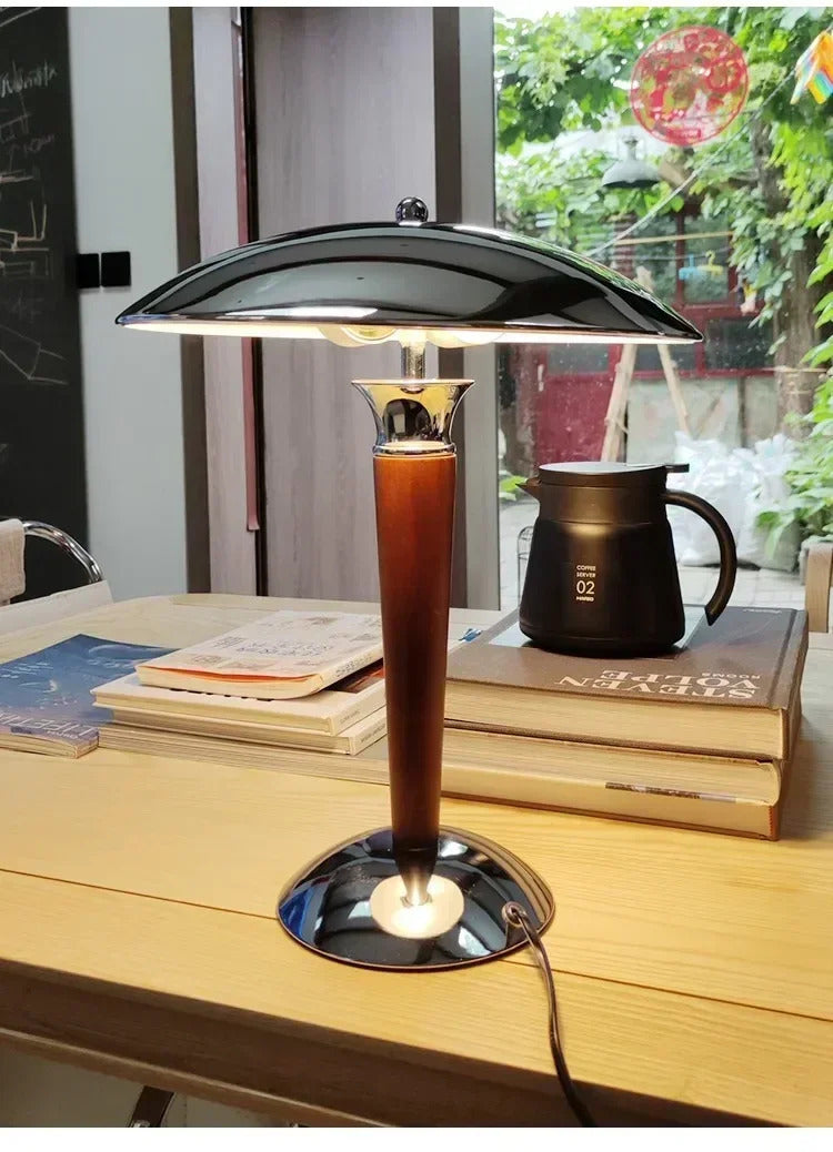 Industrial Style Desk Lamp Nordic Retro Table Light Wooden Iron E14 Bulb Bauhaus Design Study Room Office Bedroom Bedside Decor