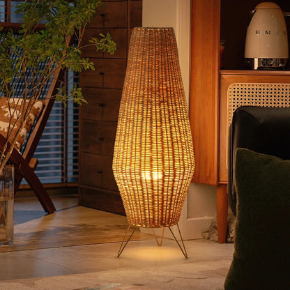 Natural handmade rattan floor lamp Japanese Outdoor waterproof Garden standing lamp
