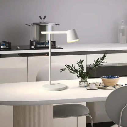 Scandinavian Modern Minimalist Hotel Living Room Bedroom Bedside Lamp for Personalized Luxury