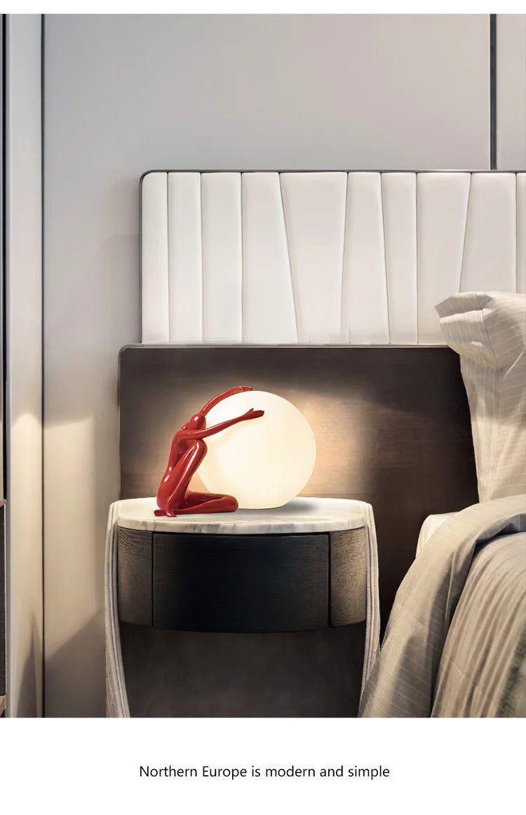 Nordic Art Floor Lamp Abstract Humanoid Holding Ball Vertical Light for Living Room Bedroom Creative Sculpture Decor Desk Lamps