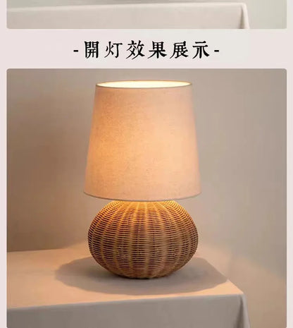 Japanese-style wabi-sabi wind antique bedroom retro bedside lamp hotel homestay designer rattan art woven atmosphere desk lamp