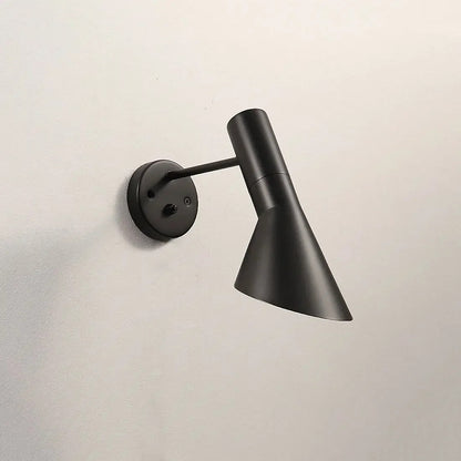 Nordic Minimalist Bedside Wall Lamp Black white Iron Sconce Industrial Retro wall light
