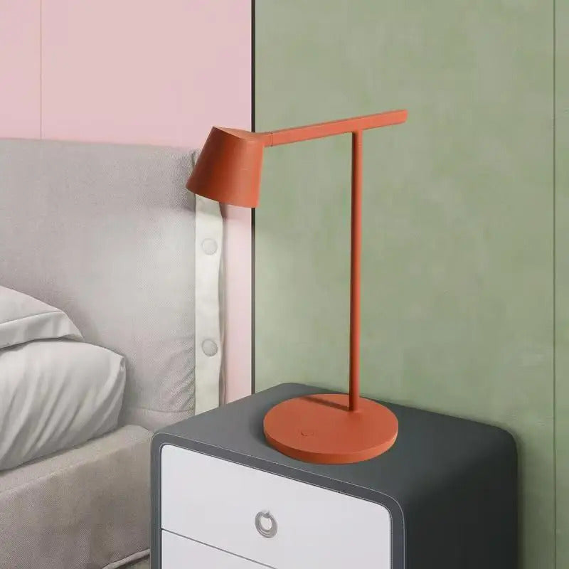 Scandinavian Modern Minimalist Hotel Living Room Bedroom Bedside Lamp for Personalized Luxury