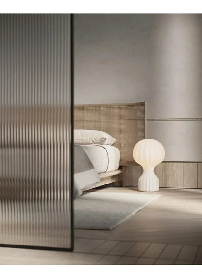 LED Silk Table Lamp Designer Cocoon Style Art Desk Light Bedroom Living Room Bedside Study Hotel Sofa Bar Home Decor Lighting