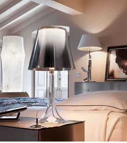 Modern Simple Table Lamp Transparent Acrylic Table Lamps for Living Room Bedroom Study Desk Decor Light Home Bedside Lamp