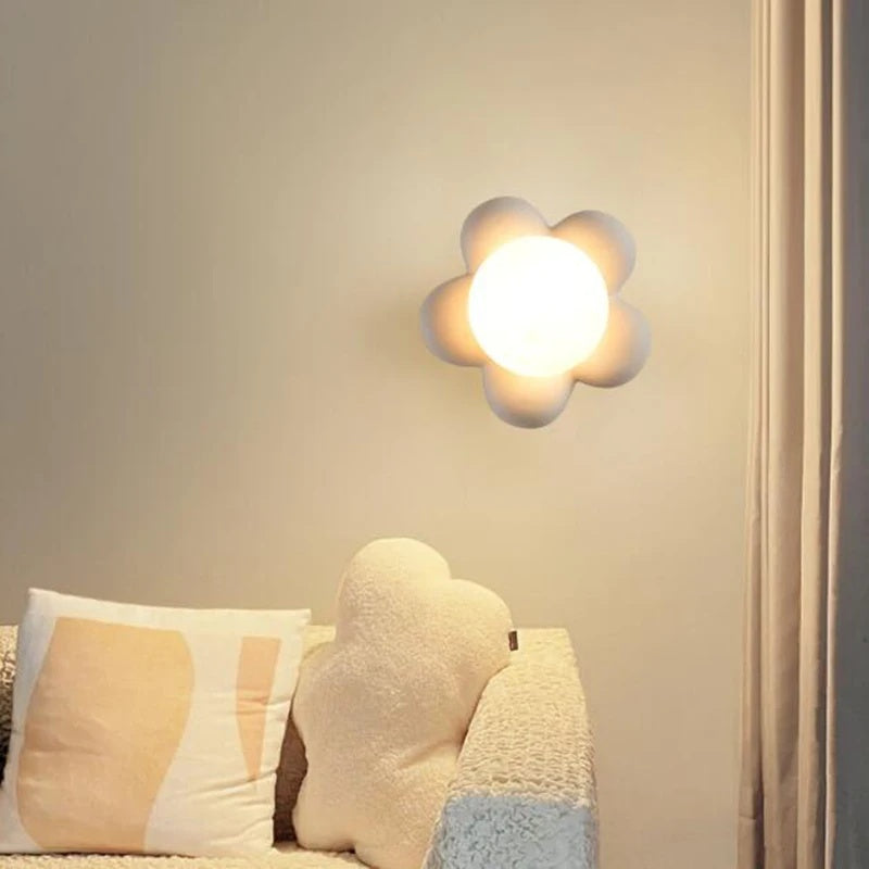 La fleur Wall Lamp