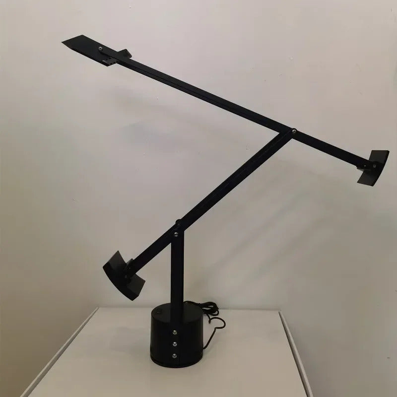 Creative Black Table Lamp for The Study Room Bedroom Bedside Hotel Designer Table Light Home Decor Desk Lamp