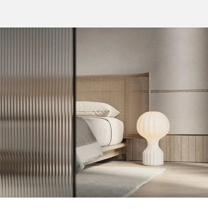 LED Silk Table Lamp Designer Cocoon Style Art Desk Light Bedroom Living Room Bedside Study Hotel Sofa Bar Home Decor Lighting