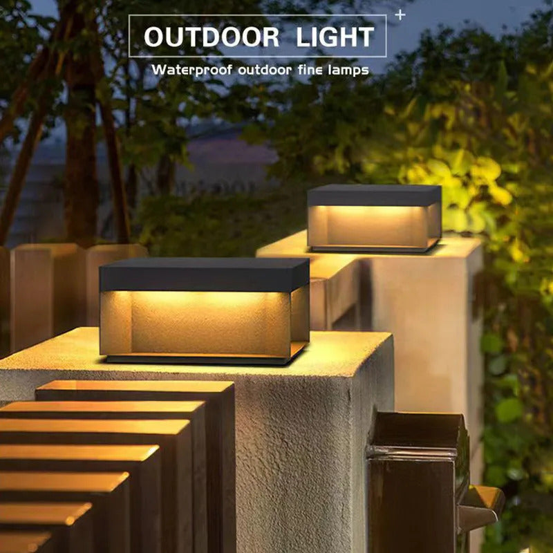 Modern Simple Solar Pillar Light High Quality Outdoor Waterproof Gate Pillar Yard Wall Light