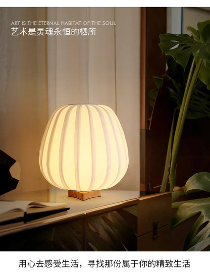 Nordic fabric table lamp, living room and study decorative table lamp, warm bedroom bedside decorative lamp