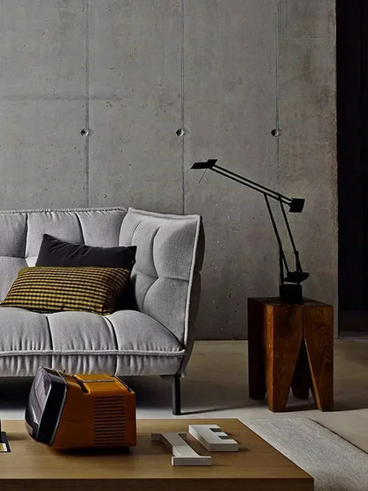 Creative Black Table Lamp for The Study Room Bedroom Bedside Hotel Designer Table Light Home Decor Desk Lamp