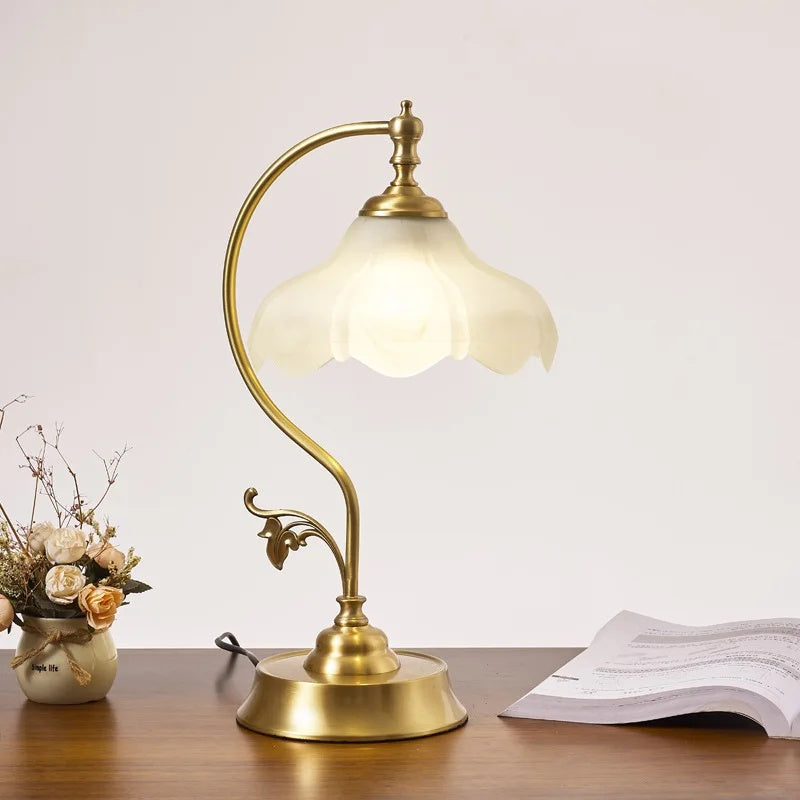Vintage Laiton Table Lamp